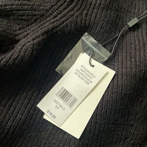 H Halston Knitted Sweater. NEW - Picture 2 of 5